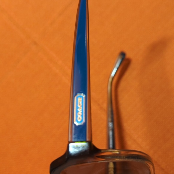 Coach Women's Sunglasses - Picture 4 of 4